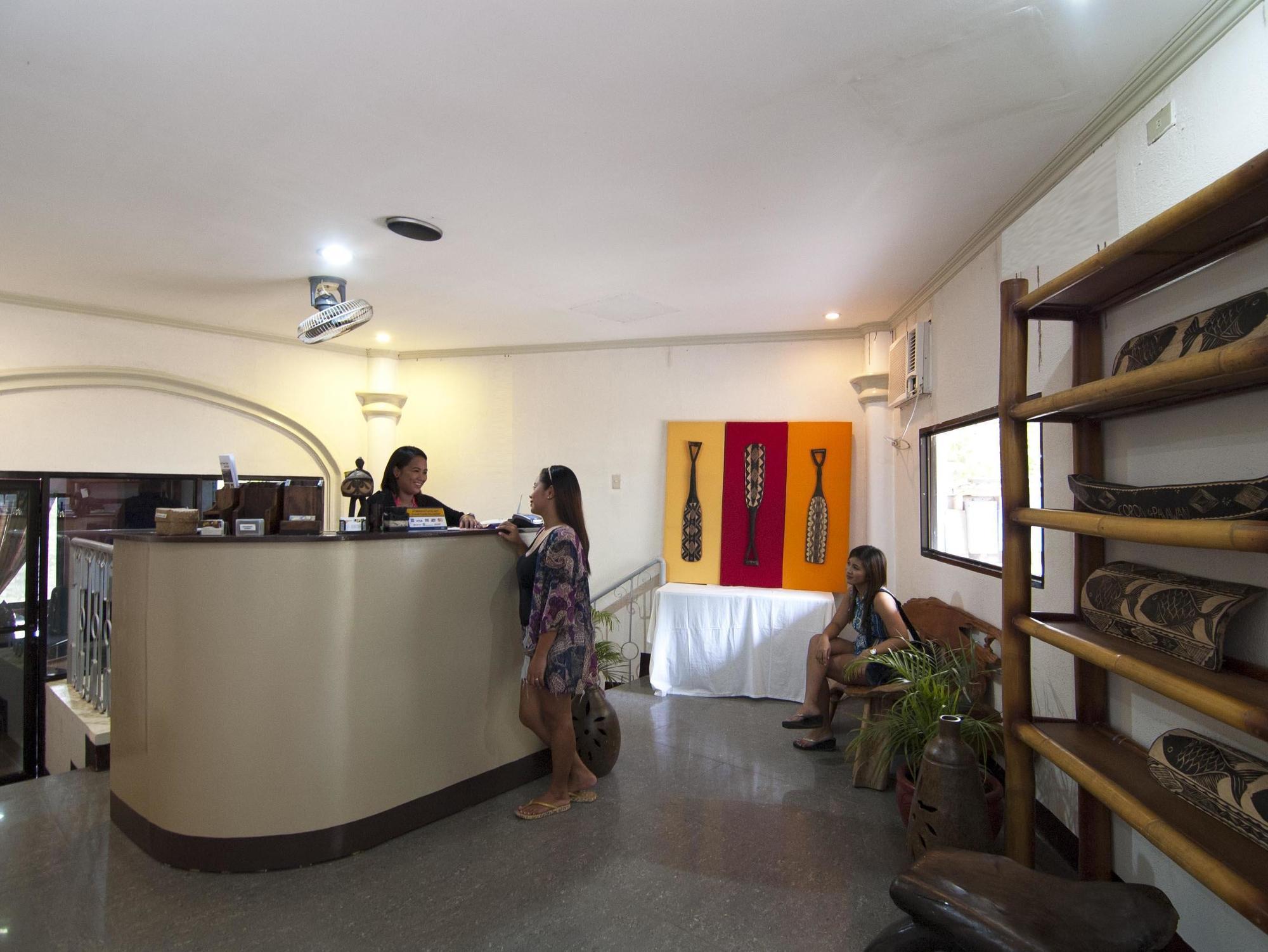 Kawayanan Heights Inn Coron Exterior photo